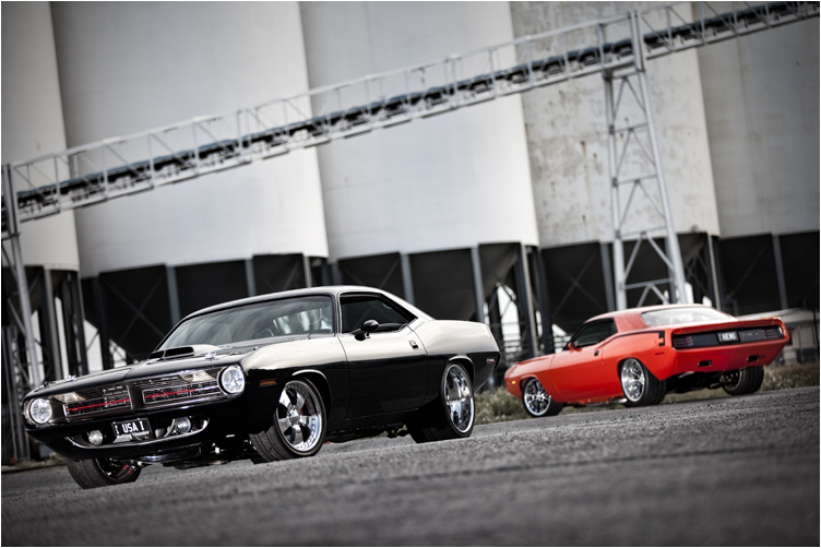 Two Hemi Cudas